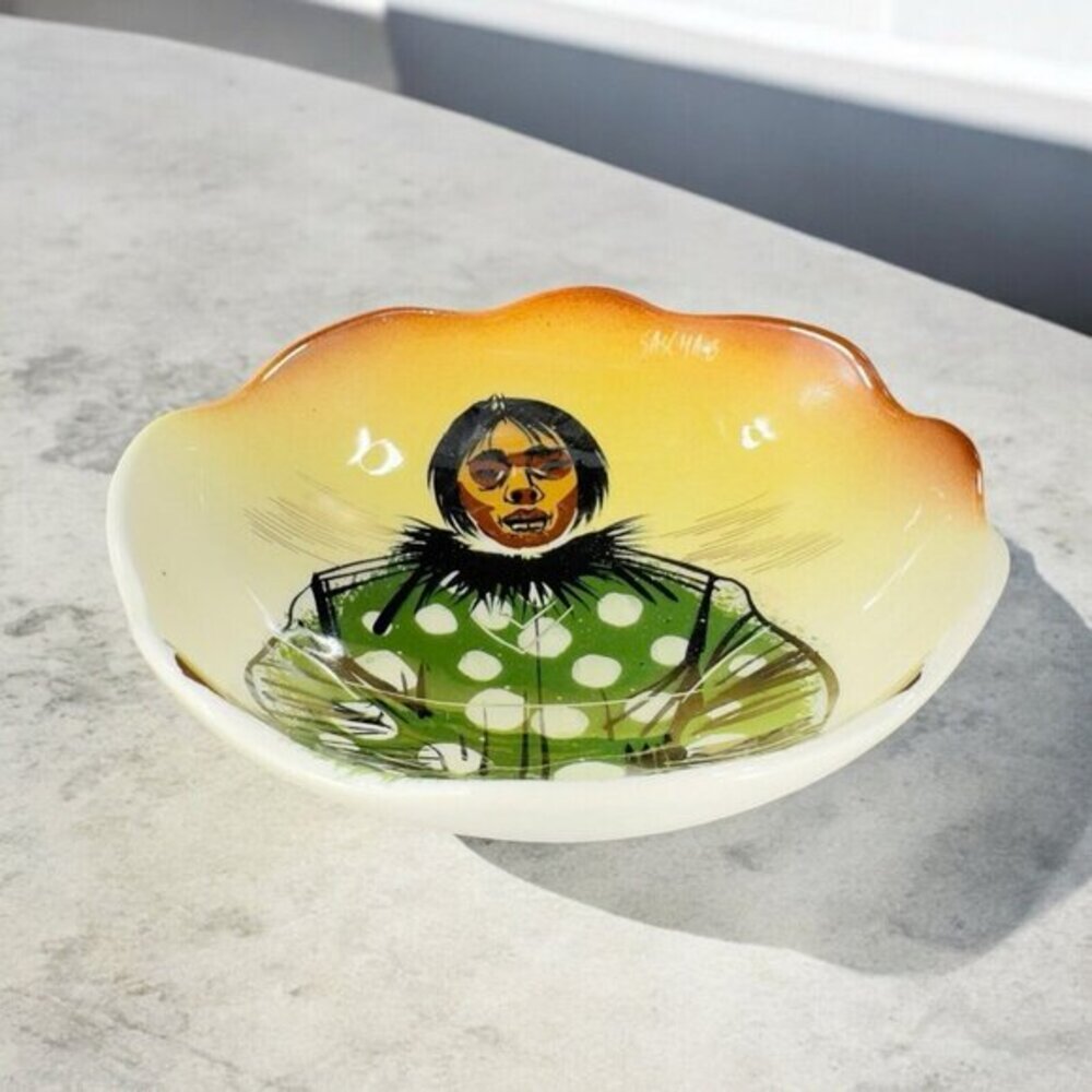 Vintage Mid Century Signed Sascha Brastoff Art Pottery Eskimo‎ Footed Dish Bowl
